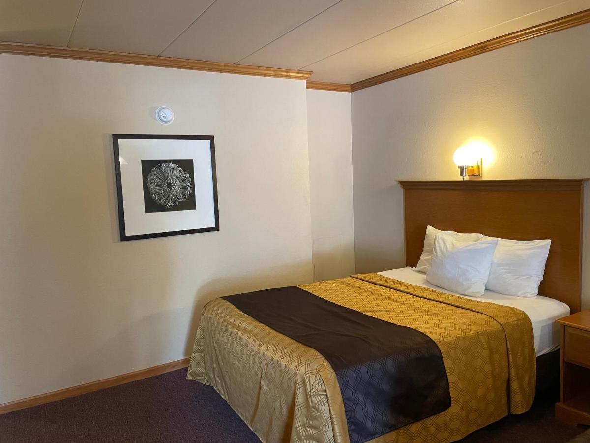 Amber'S Inn And Suites Wisconsin Dells Exteriér fotografie